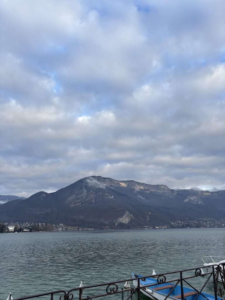annecy lake in winter
