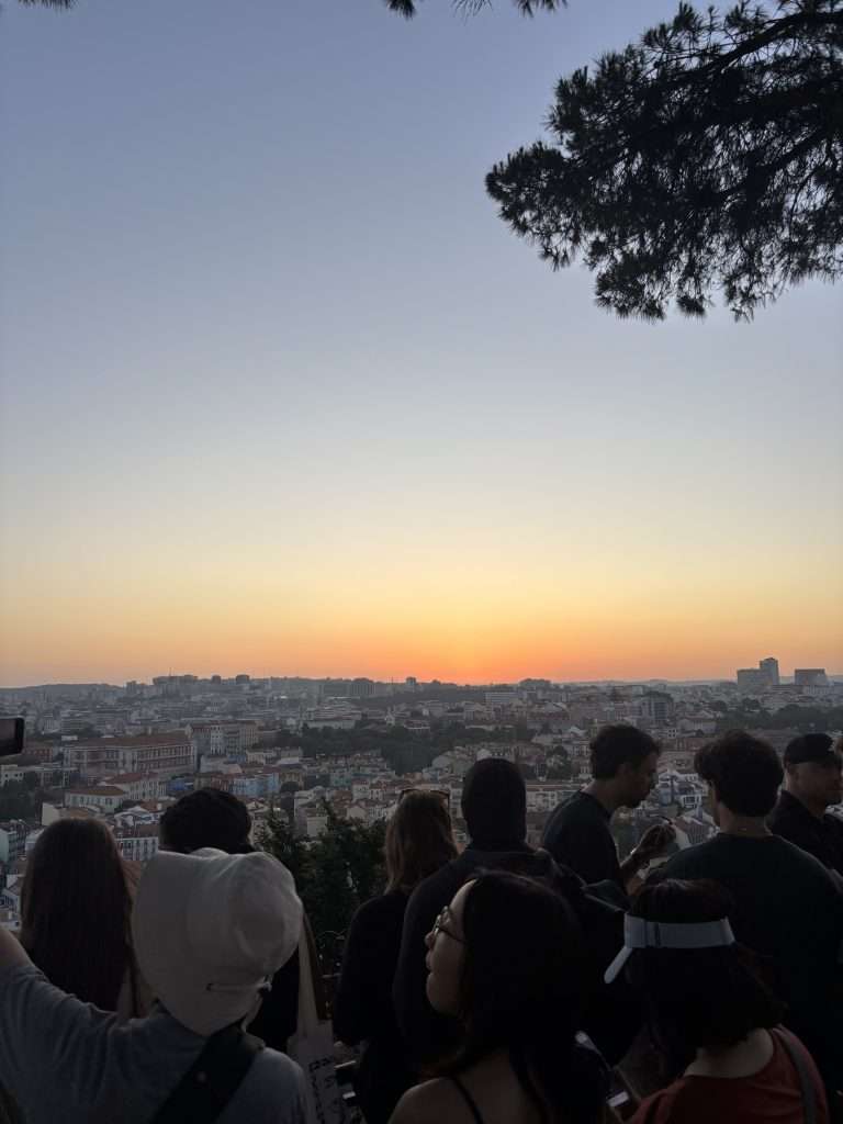 sunset spot - busy spot Miradouro da Senhora do Monte